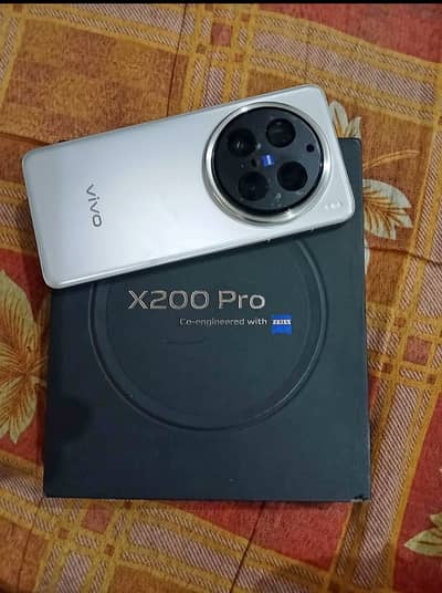 Vivo x200 Pro 16/512