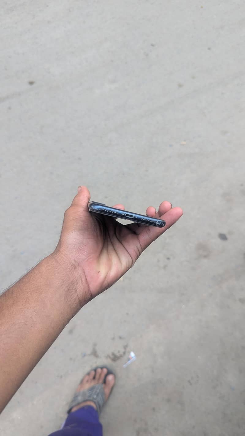Apple iPhone 7 Plus 3