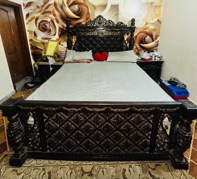 Original chinyoti bed set with metress side table and dressing