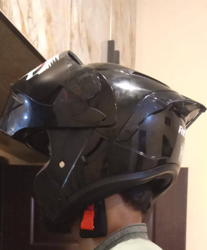 helmet 0