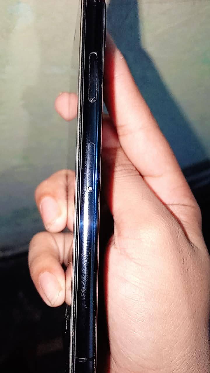 Apple iPhone X 3