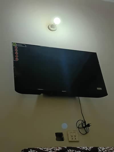 nobel led tv 43 inchs brand new condition