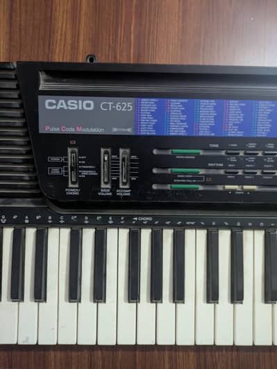 Casio CT-625 Electronic Keyboard