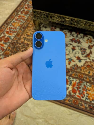 Apple iPhone 16