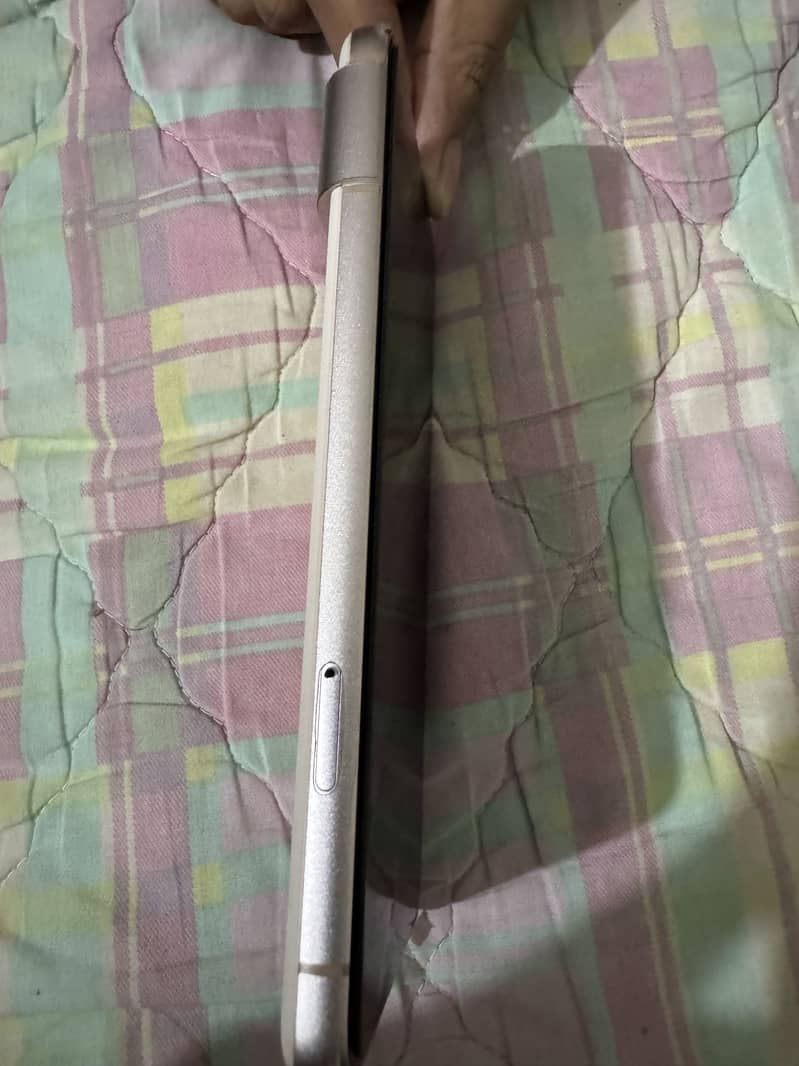 Google Pixel 8 5