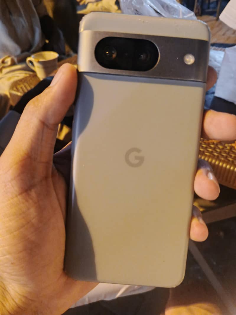 Google Pixel 8 1