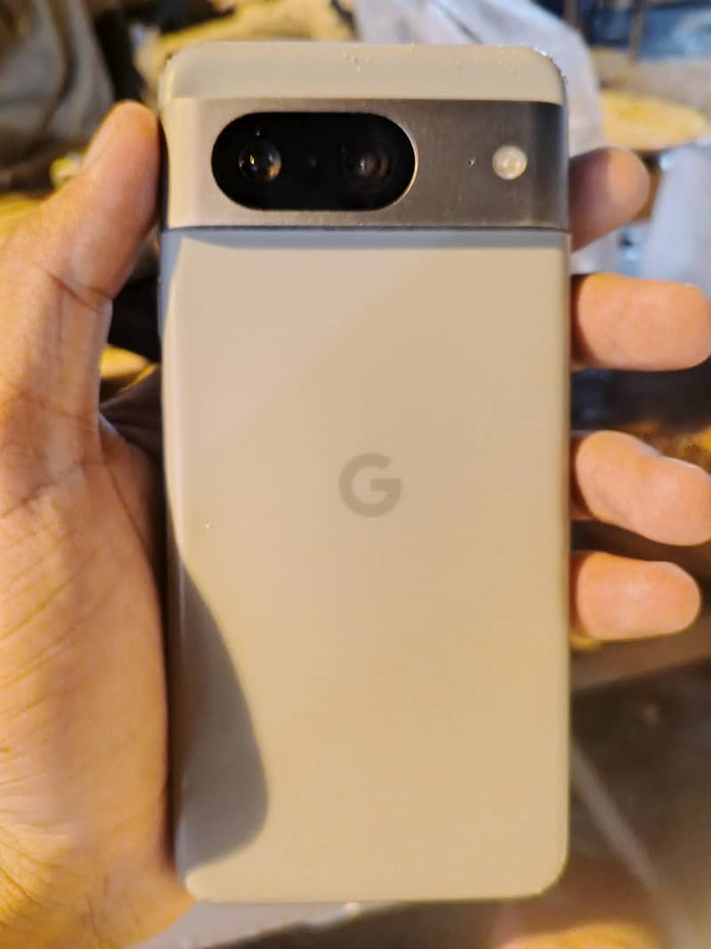 Google Pixel 8 3