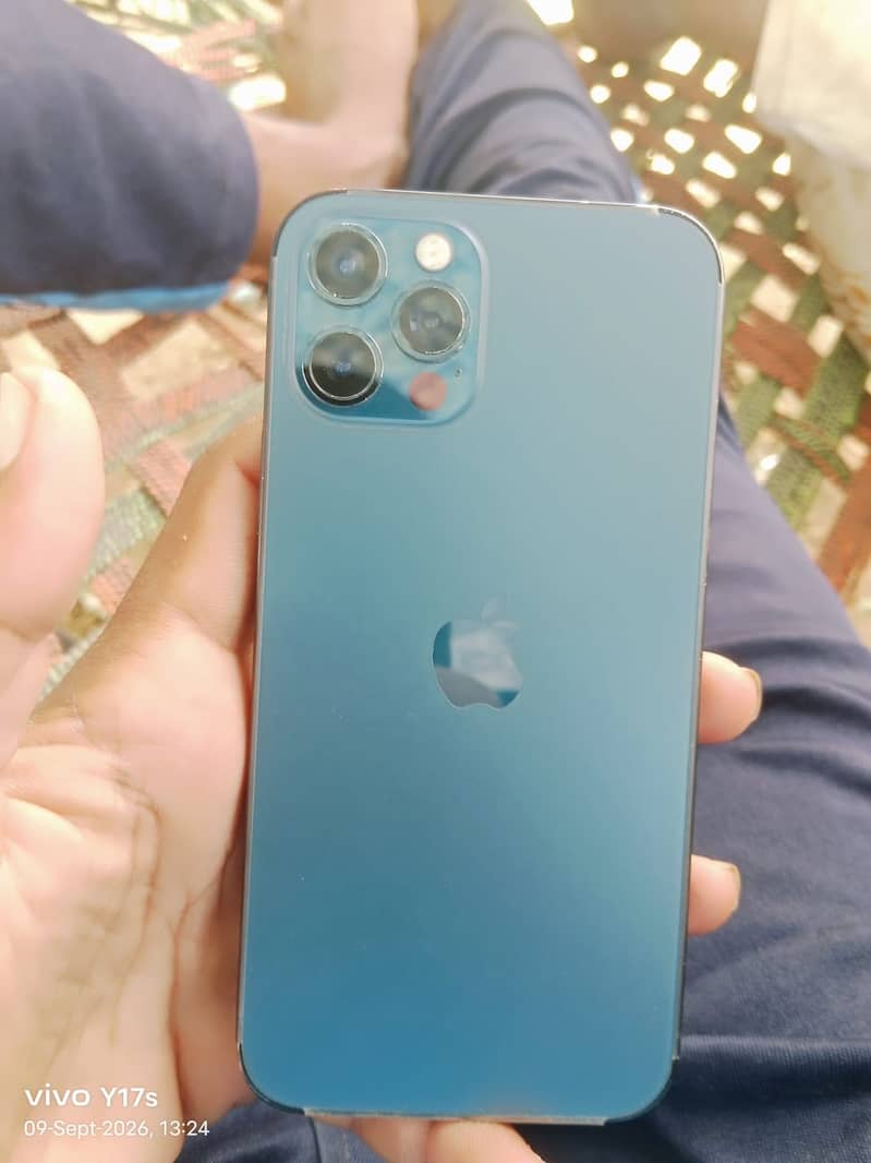 Apple iPhone 12 pro 2