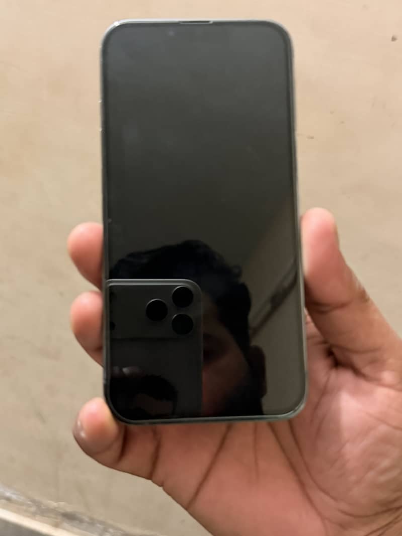 Apple iPhone 13 Pro 8