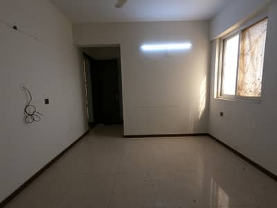 Flat Available For Sale Gulshan e iqbal block 13 A