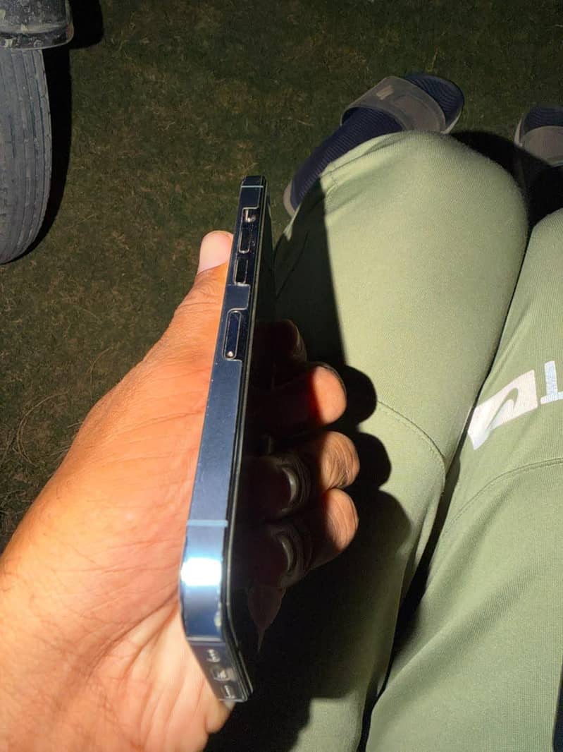 Apple iPhone 13 Pro 0