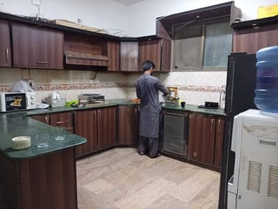Silent Commercial space Available for Rent in Gulshan e Iqbal block 13 B