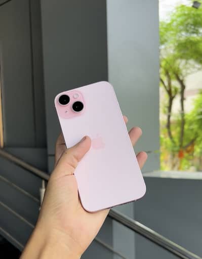 Apple iPhone 15
