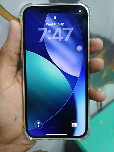 Apple iPhone 12