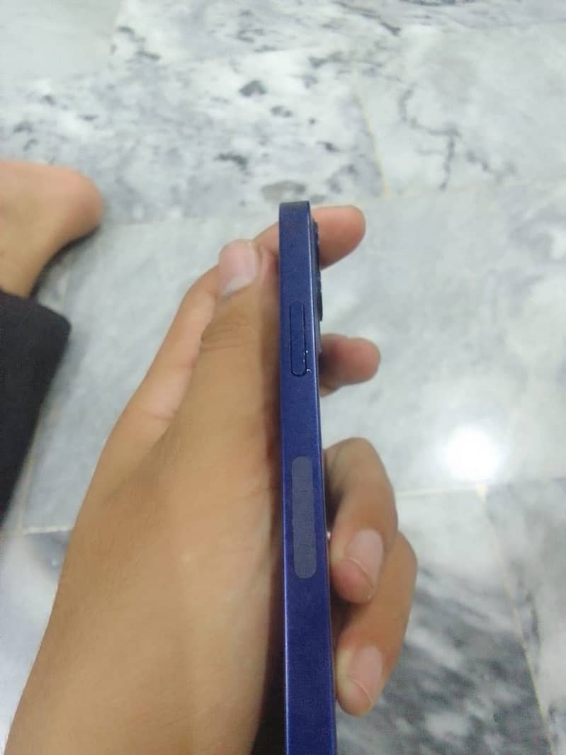 Apple iPhone 12 mini 2