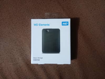 WD Elements brand new case 3.0 and cable