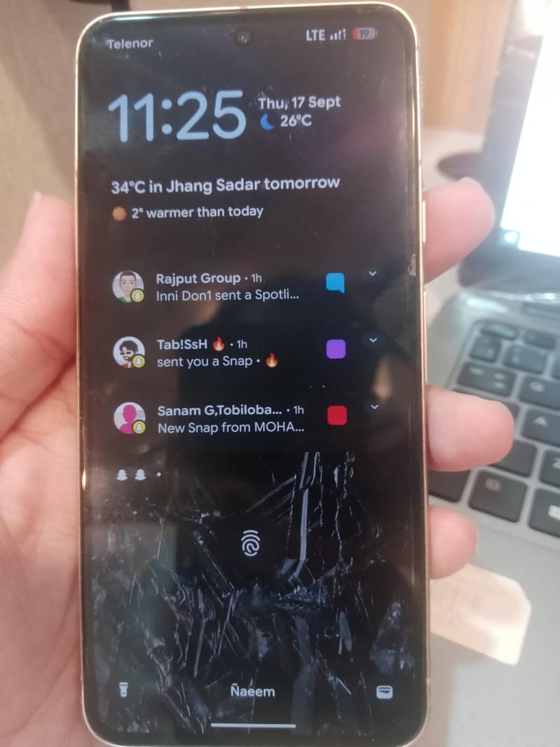 Google Pixel 8 4