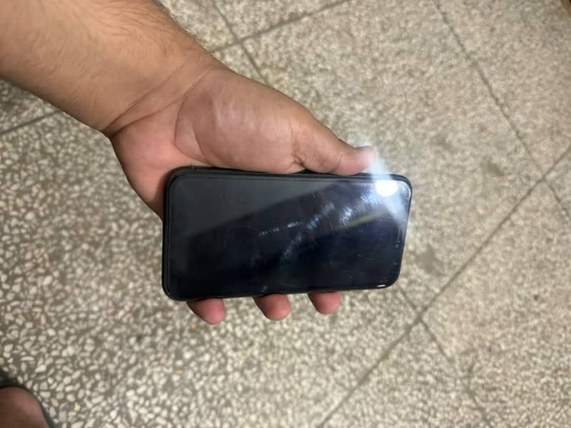 Apple iPhone 11 6