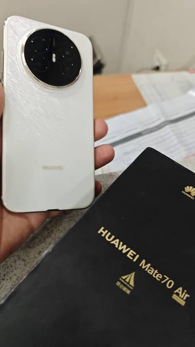Huawei Mate 70 Air Slimmest Phone