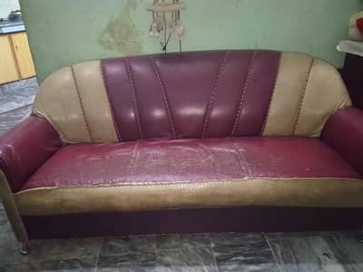 5 seter sofa set available