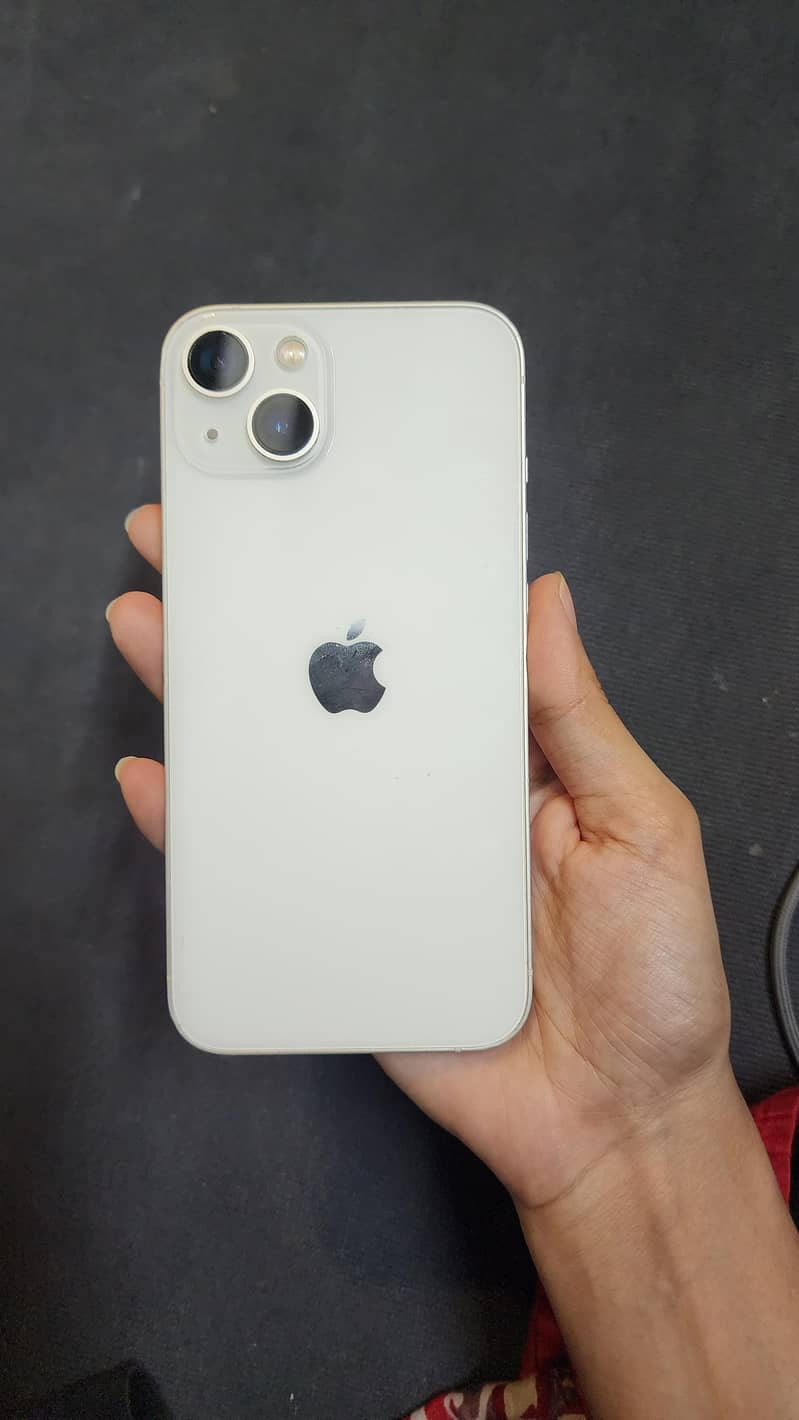 Apple iPhone 13 1