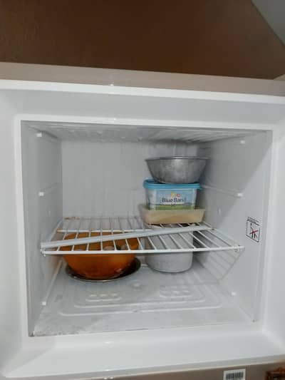 dawlance frige