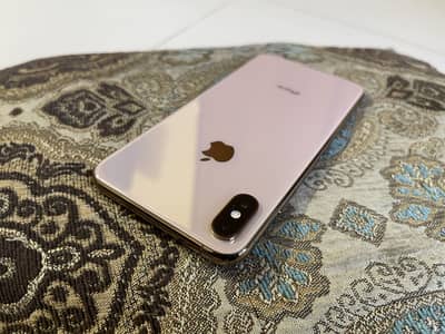 BRAND NEW CONDITION iPhone XS 256gb GOLD DUAL SIM APPROVED