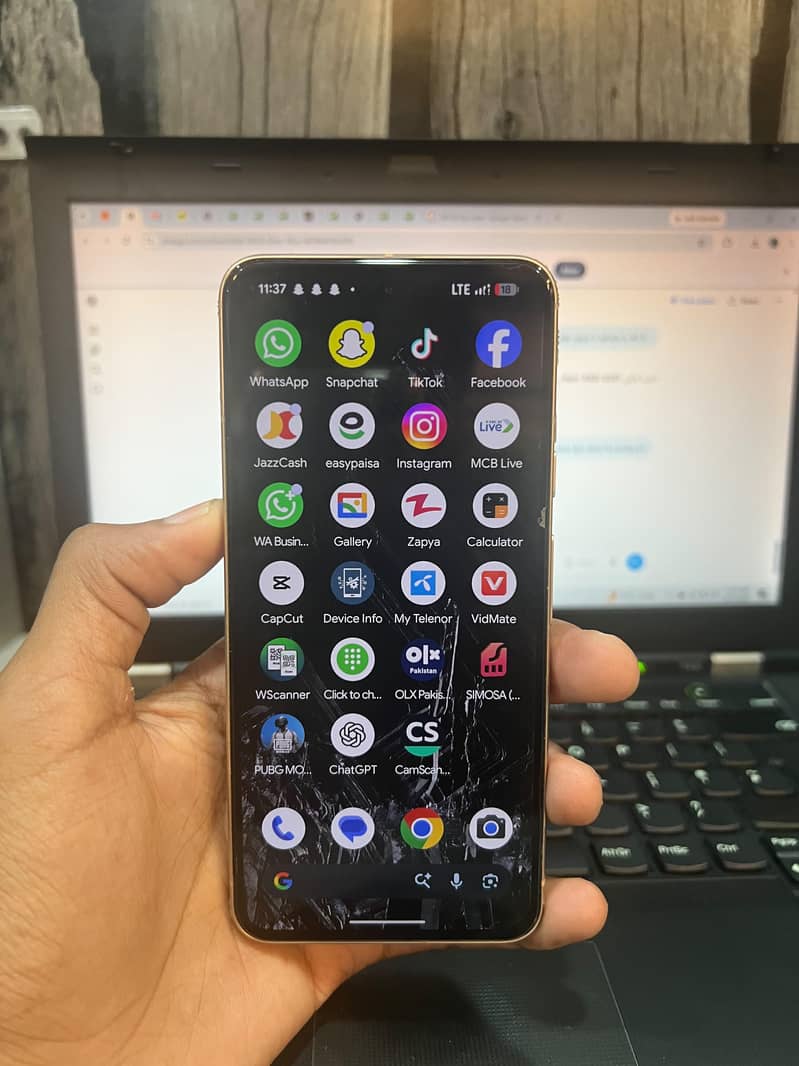 Google Pixel 8 9