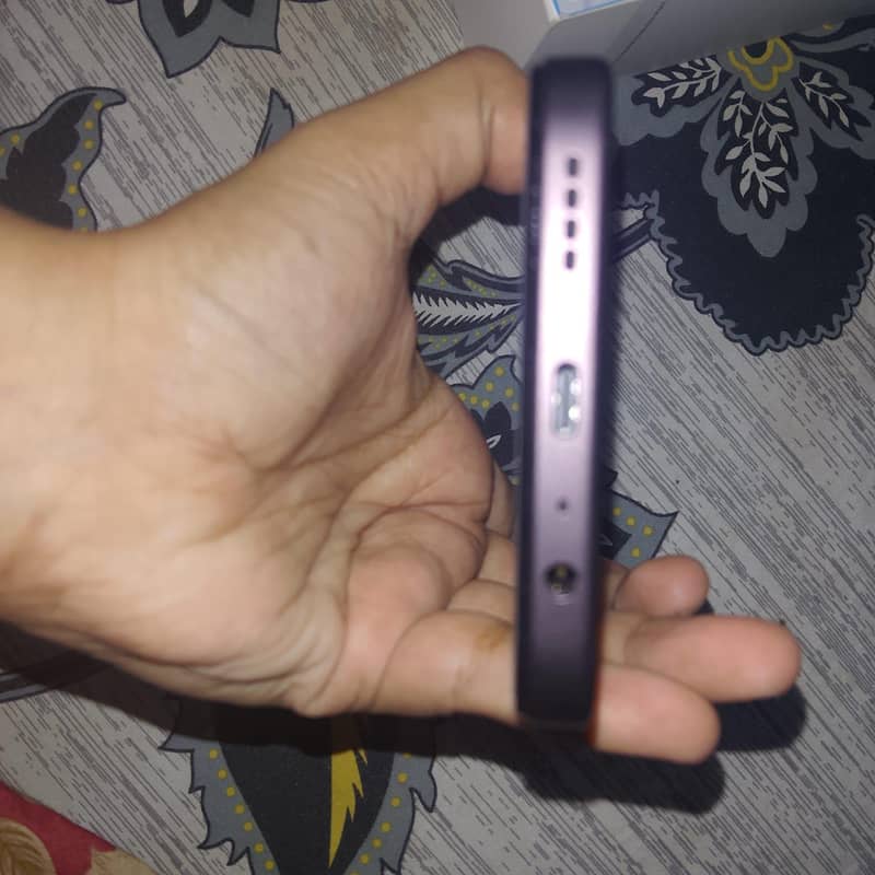 OPPO A6 6