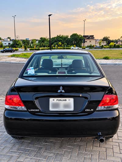 Mitsubishi Lancer 2005 GLX 1300cc