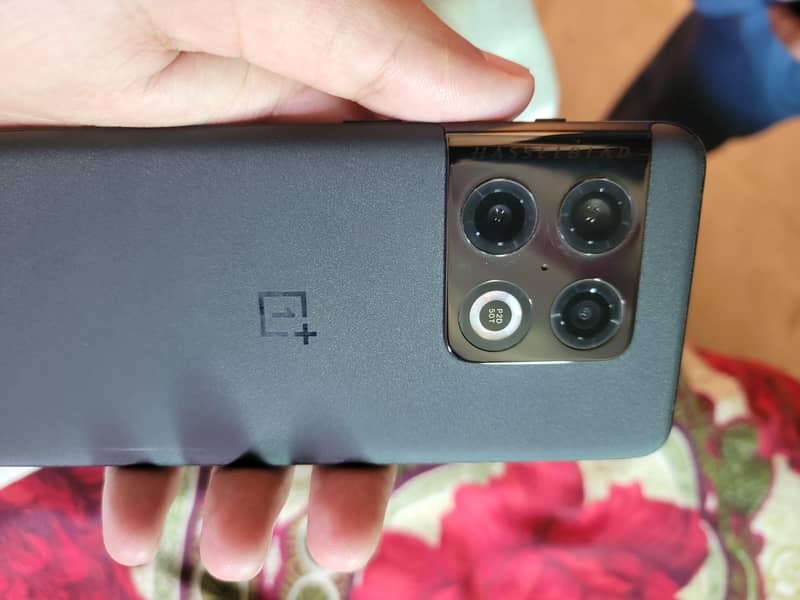 One Plus 10 Pro 0