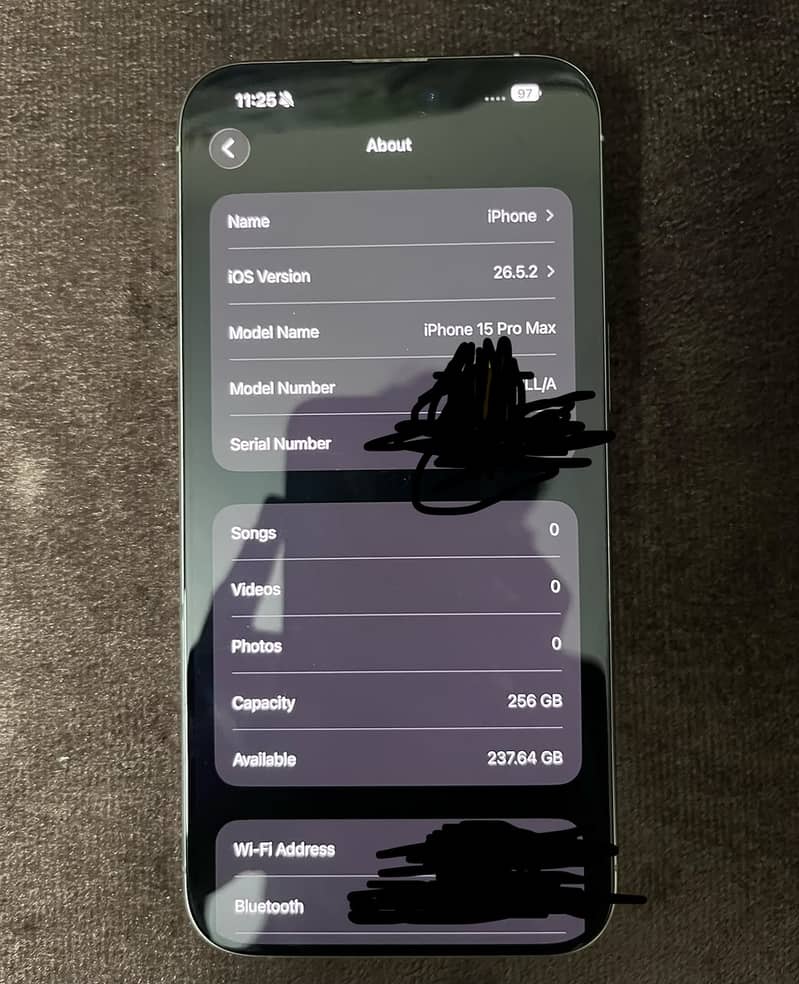 iPhone 15 Pro Max 3