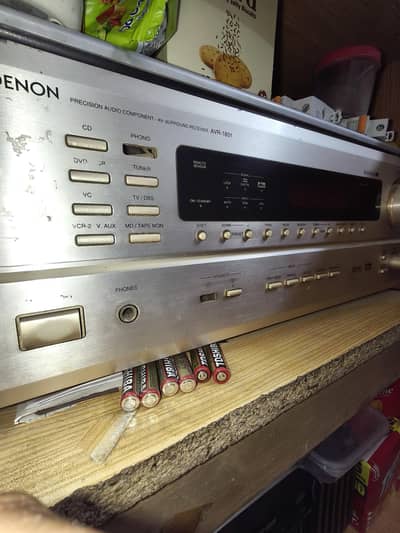 Denon AVR-1801 is a 5.1-channel