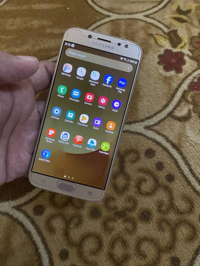 Samsung Mobile J7 Pro original condition full okay mobile 4G