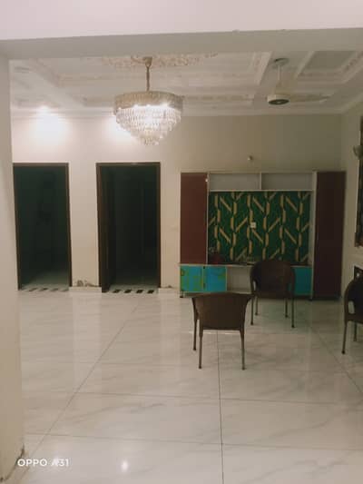 10 marla lower portion in Marghzar society