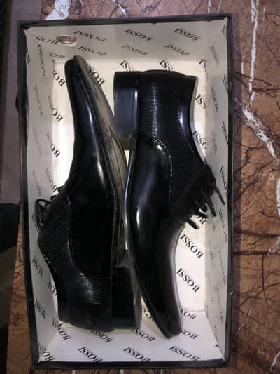 Bossi English Shoes