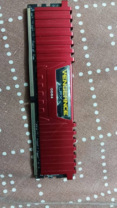 Corsair Vengeance,  DDR 4, 8GB ram