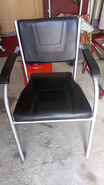 Visitor / Office Chair