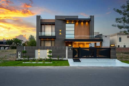Modern Designed With Basement 1 Kanal House in DHA Phase 8