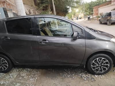 Toyota Vitz 2012