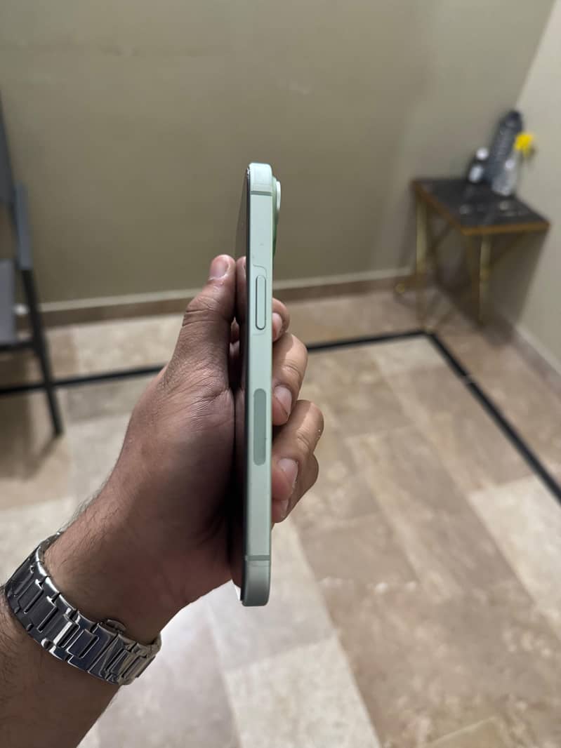 Apple iPhone 15 1