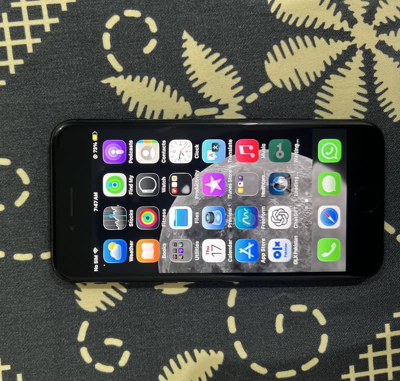 Apple iPhone SE 0