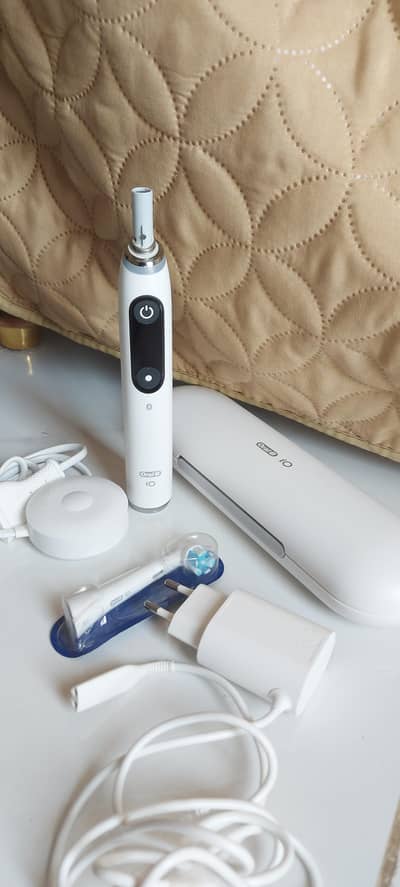 Oral B io 10 Toothbrush