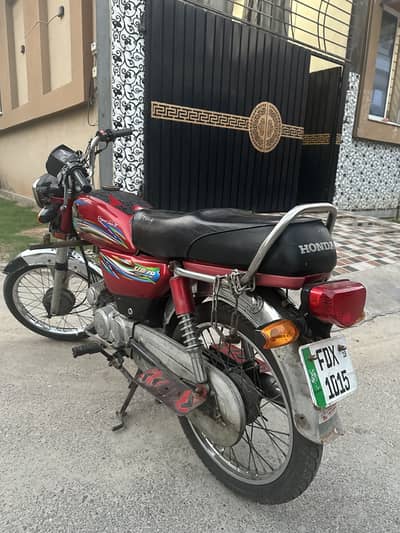 United cd 70cc motorcycle