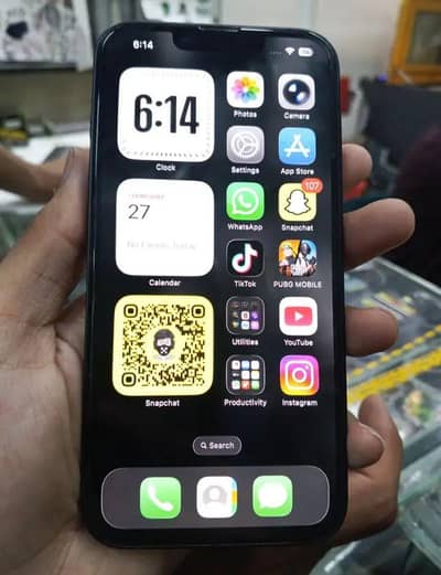 Apple iPhone 13