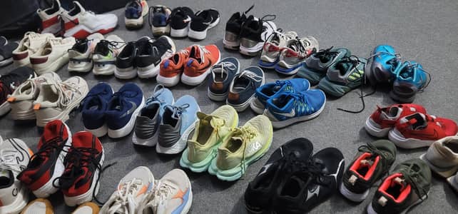 Branded shoes lot