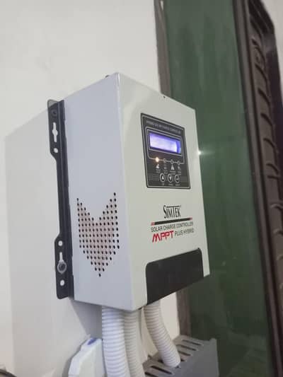 Simtek MPPT Plus Hybrid Solar Charge Controller 70A – 120V VOC