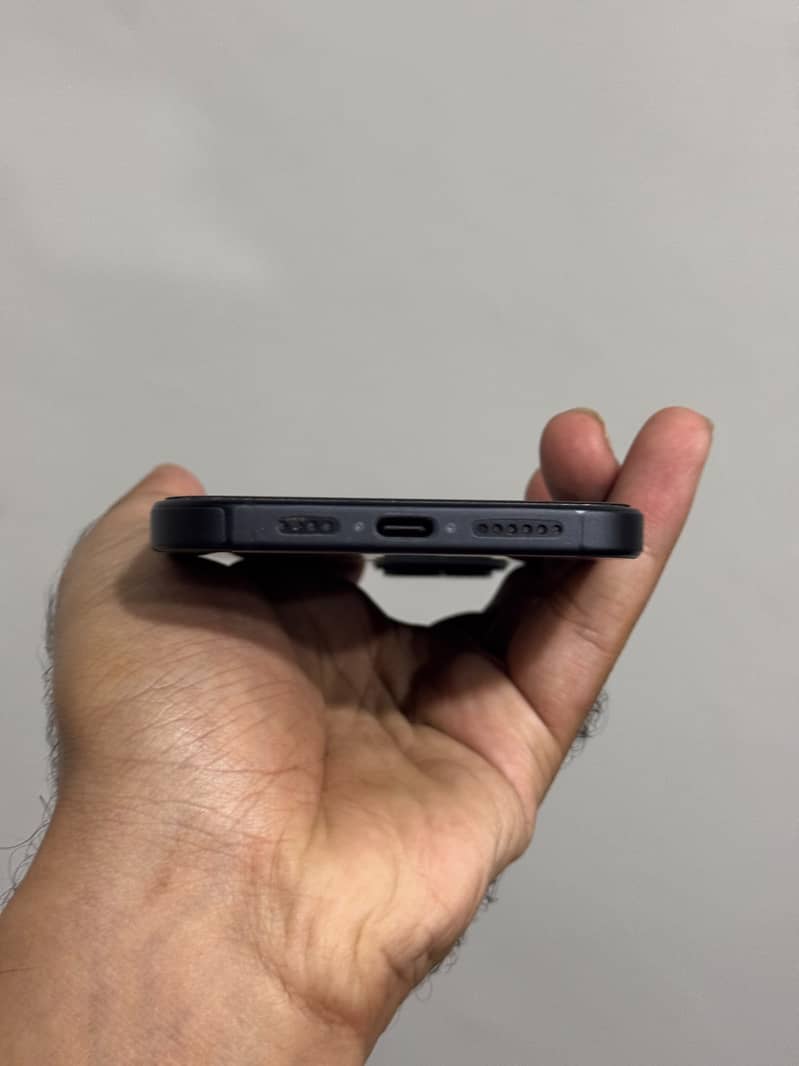 Apple iPhone 15 plus 5