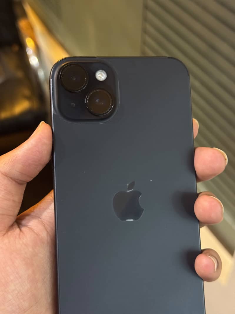 Apple iPhone 15 plus 6