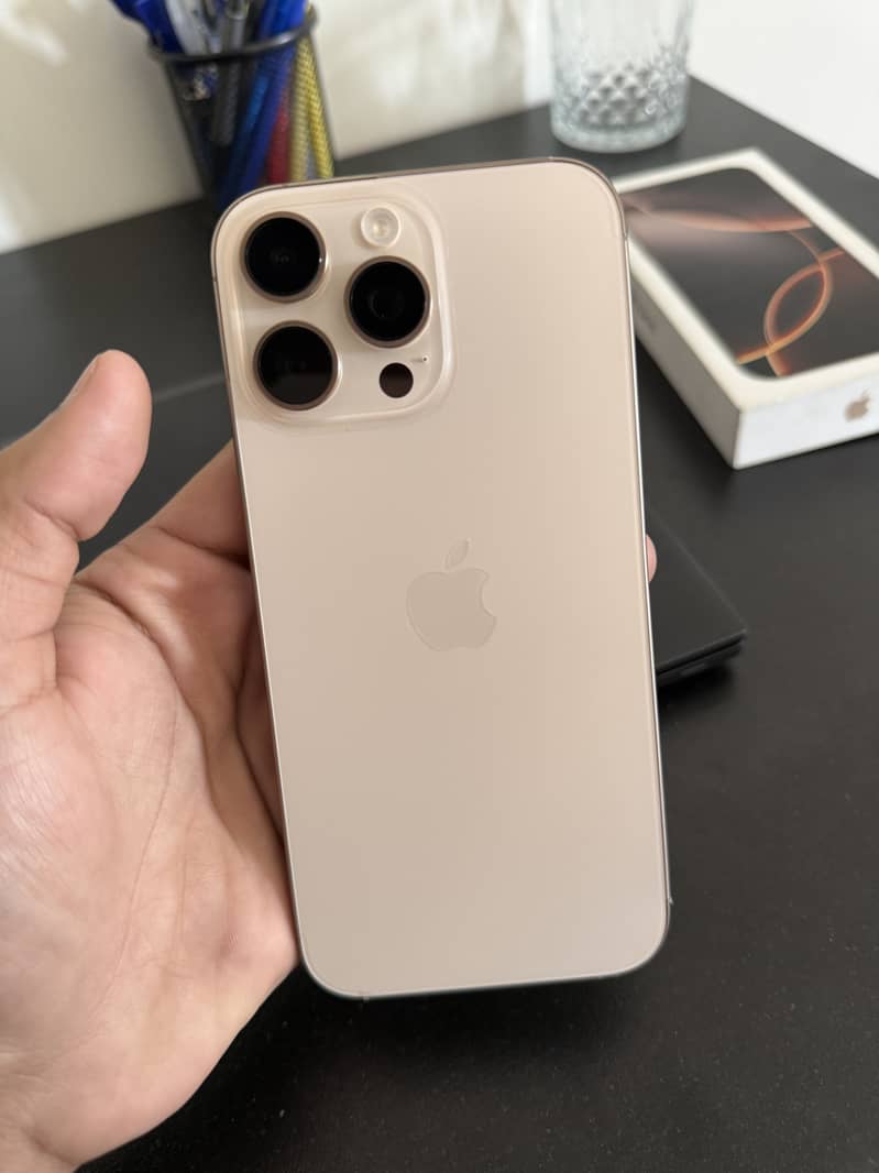 iPhone 16 Pro Max 0